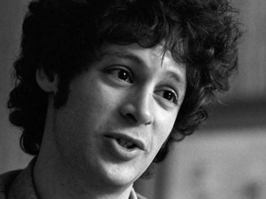 Vdes Eric Carmen, frontmeni i “Raspberries”