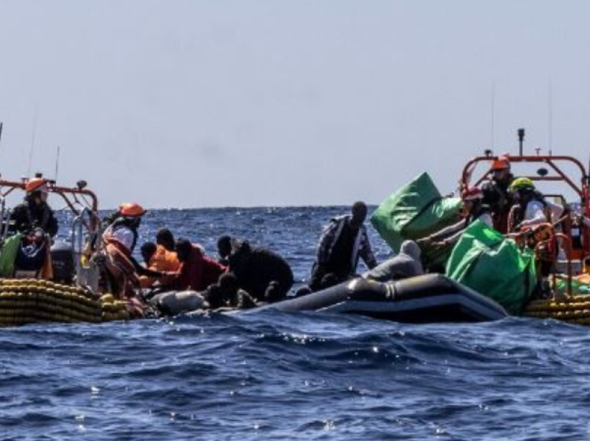 Përmbyset gomonia me emigrantë që ishte nisur drejt Italisë, 60 të vdekur, mes tyre një fëmijë