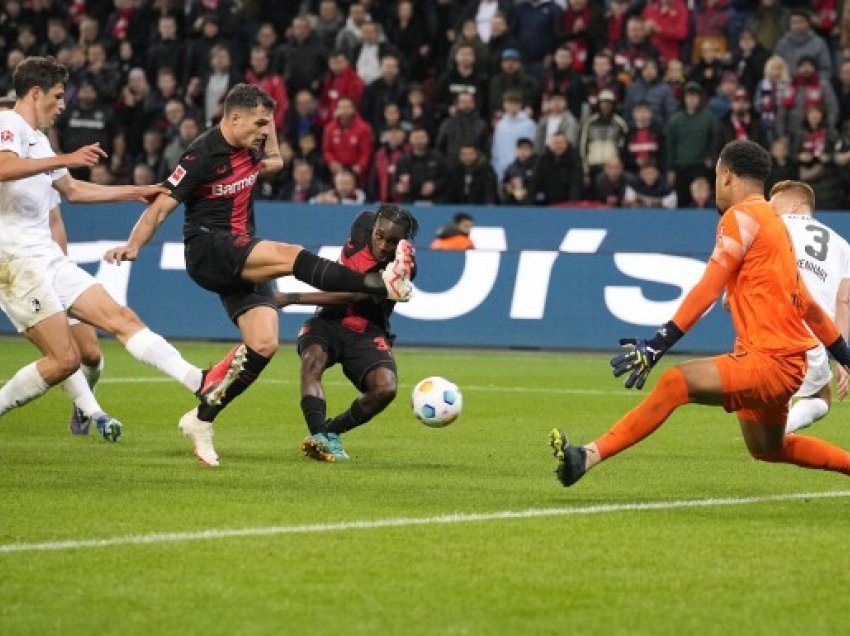 Xhaka titullar, Bayer kërkon çerekfinalen