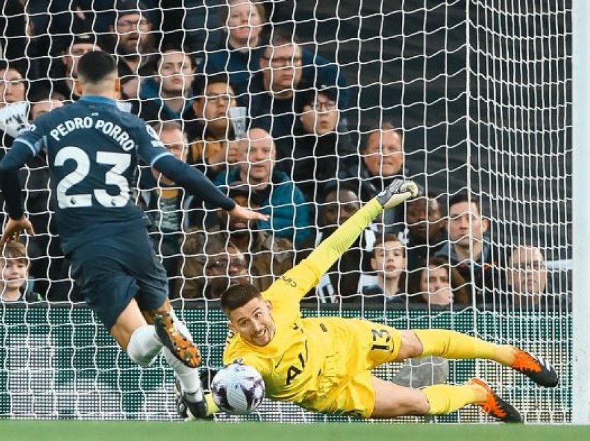 Rodrigo Muniz i pakapshëm, Fulham turpëron Tottenhamin