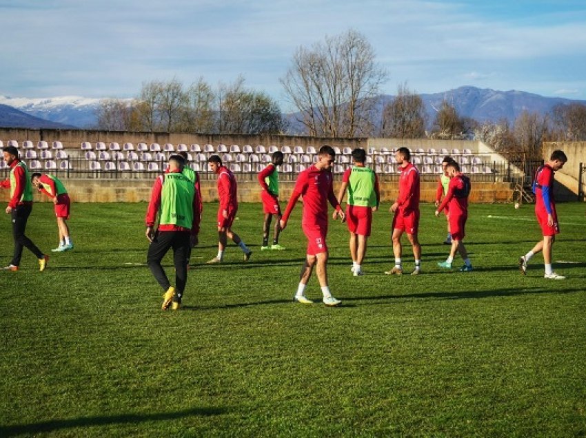 Struga Trim Lum rikthehet në stërvitje