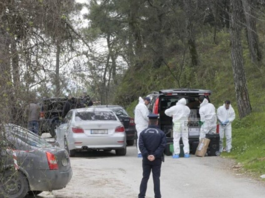 Zbulohen detaje mbi ngjarjen e rëndë në Greqi/ 50-vjeçari lidhi veten dhe u vetëvra me një plumb në kokë, çfarë shkruhej në letrën që iu gjet në xhep