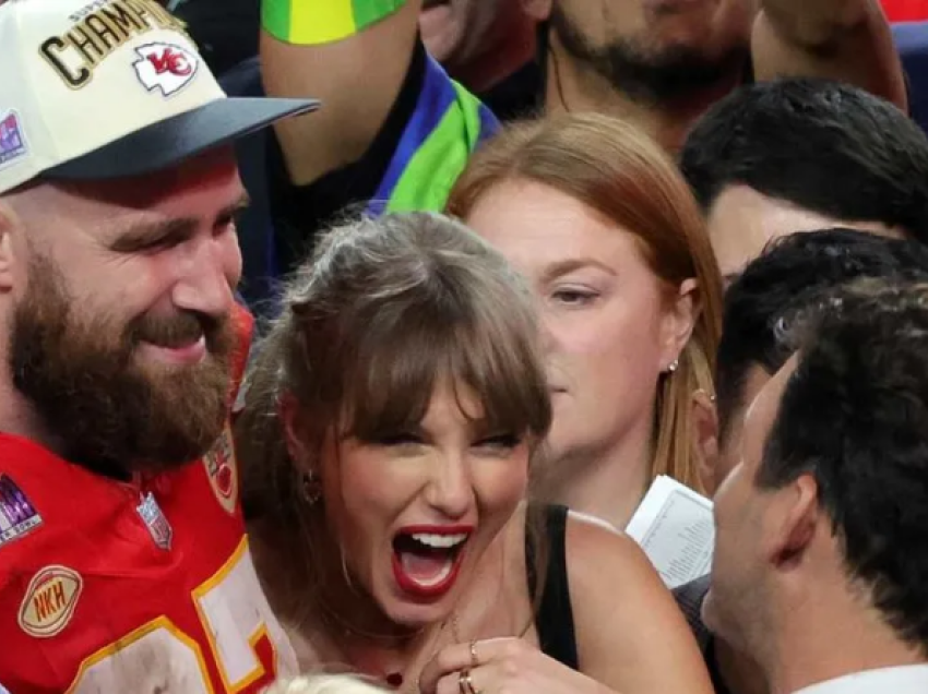 Taylor Swift dhe Travis Kelce shihen në Malibu pas kthimit nga pushimet