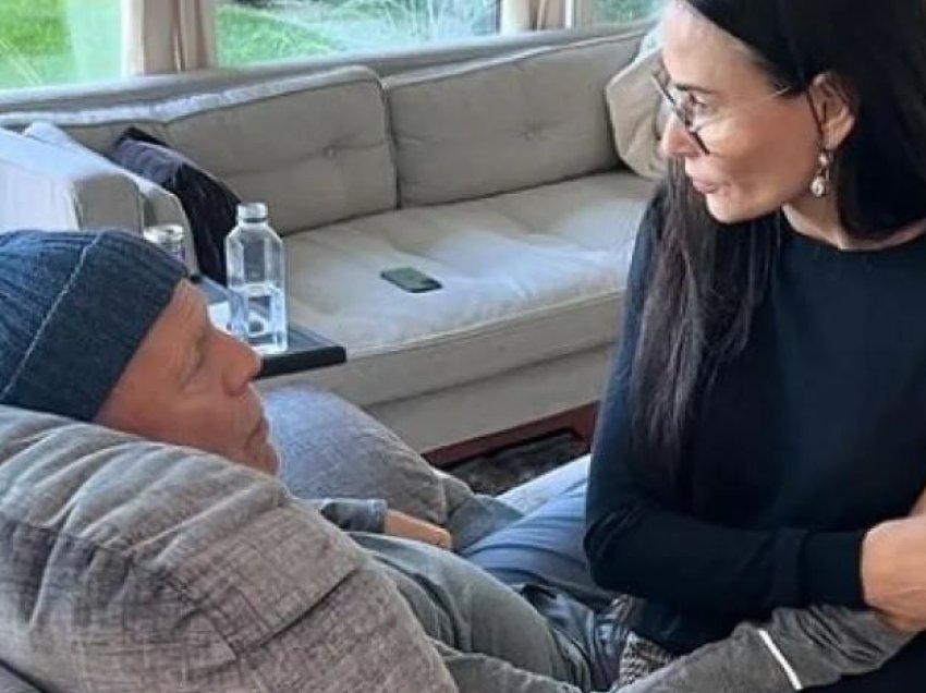 Demi Moore po përgatitet për t’i dhënë lamtumirën Bruce Willisit