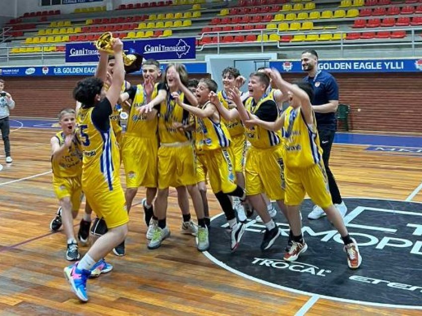 Golden Eagle Ylli kampion i Ligës U14 