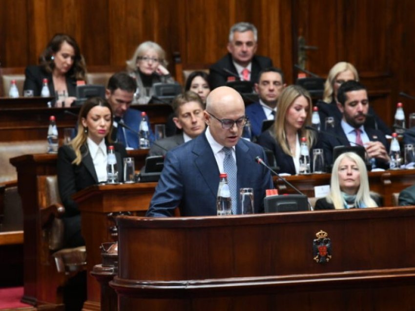 Në Beograd rikthehen zyrtarisht Sllobodan Milosheviç dhe Vojisllav Shejshel!