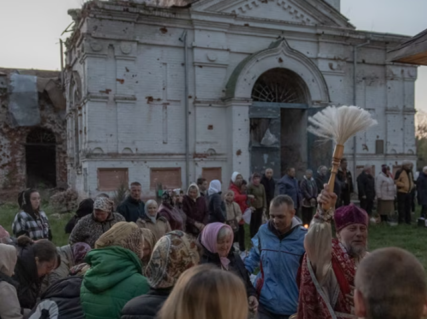 Ukraina shënon Pashkën e saj të tretë në luftë