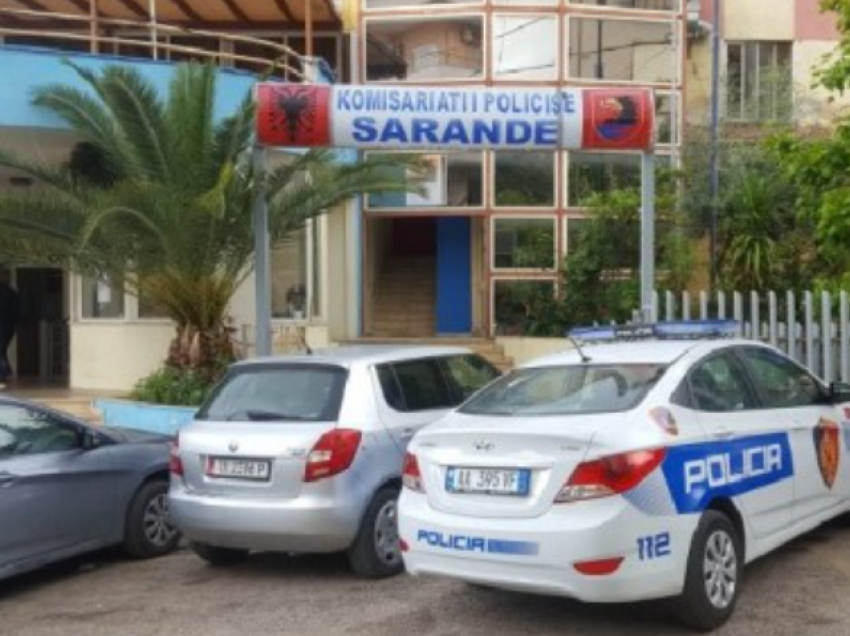 Sarandë/ Sherr me sende të forta në një lokal, policia shpall në kërkim 44-vjeçarin