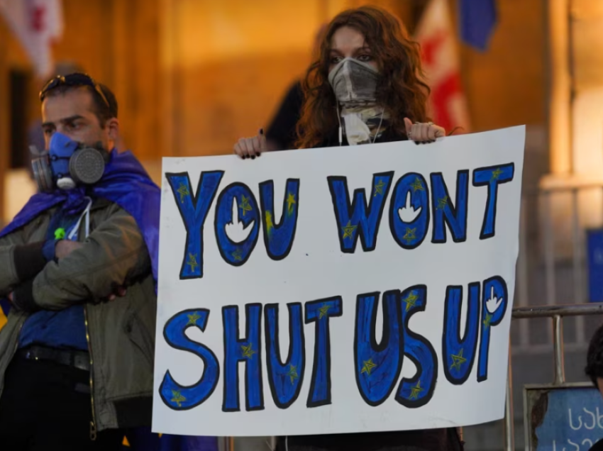 Gjenerata Z në krye të protestave në rrugët e Tbilisit