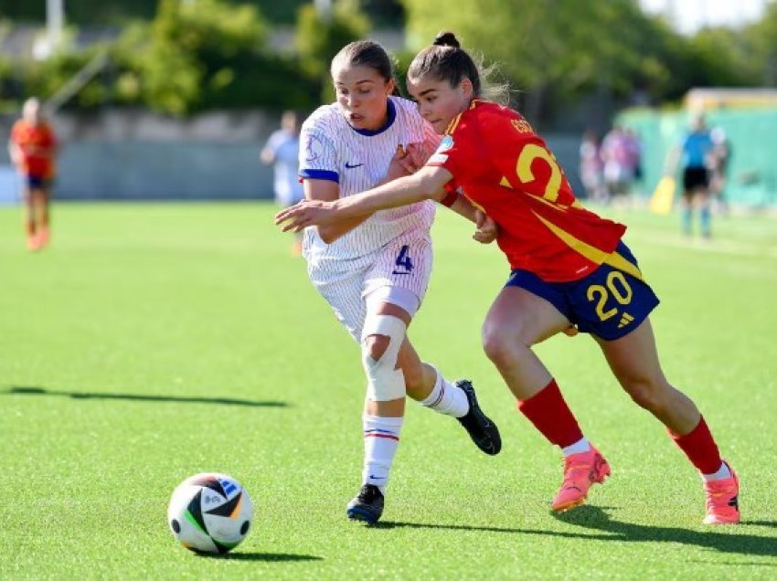 Spanja, finaliste e Europianit U-17