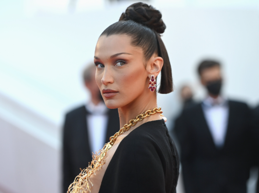 Ka mbi dhjetë vite karrierë, por Bella Hadid largohet nga bota e modës për një arsye të veçantë