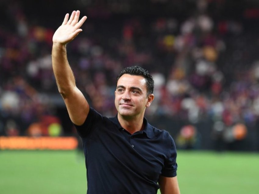 Xavi mbetet te Barcelona