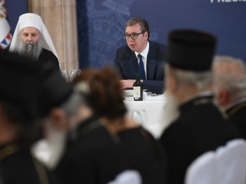 Vuçiq takon Porfirijen, patriarkun serb që iu ndalua hyrja në Kosovë - ja çka biseduan