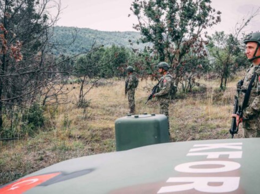 Televizioni turk publikon pamje të ushtarëve turq të KFOR-it, duke ruajtur kufirin Kosovë-Serbi