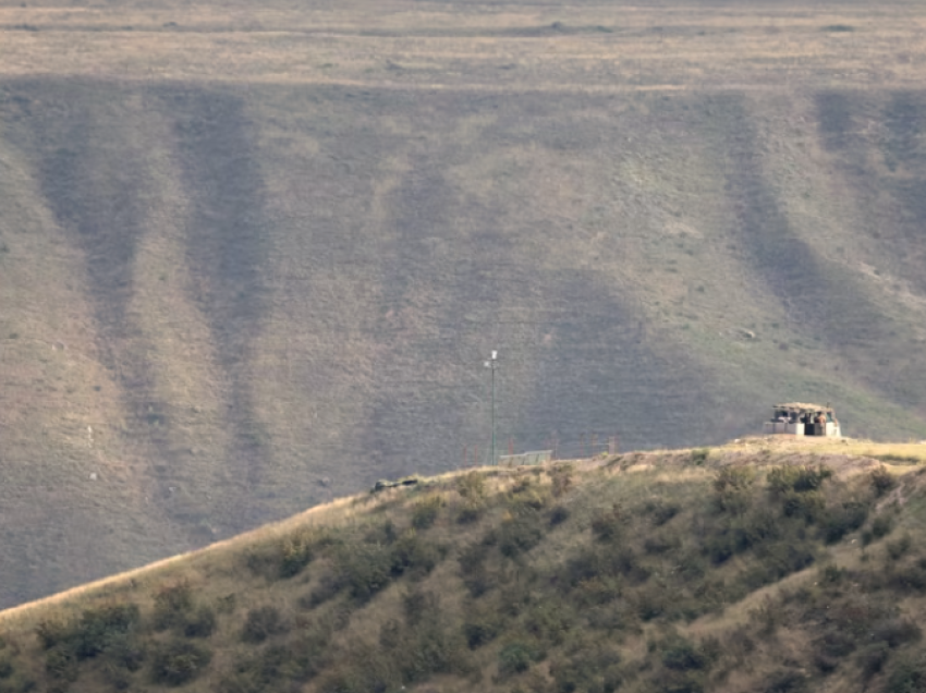 Armenia ia kthen Azerbajxhanit katër fshatra kufitare