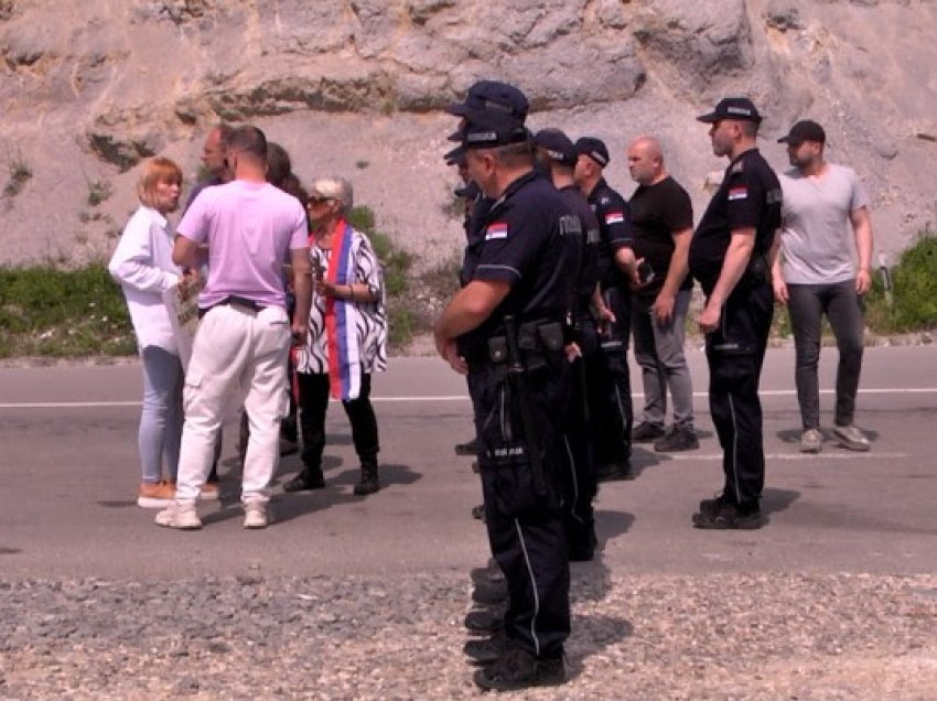 Protesta provokuese në mbështetje të serbëve të Kosovës