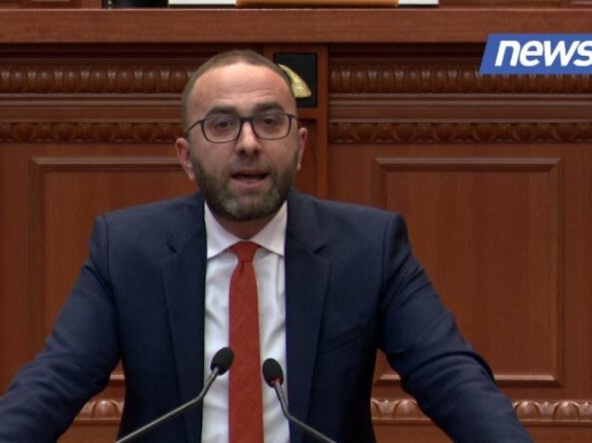 “Arben Ndoka ditën votonte ligje, natën porosiste vrasje”, Bardhi: Korrupsioni s’luftohet me fjalë dhe rezoluta! S’e votojmë!