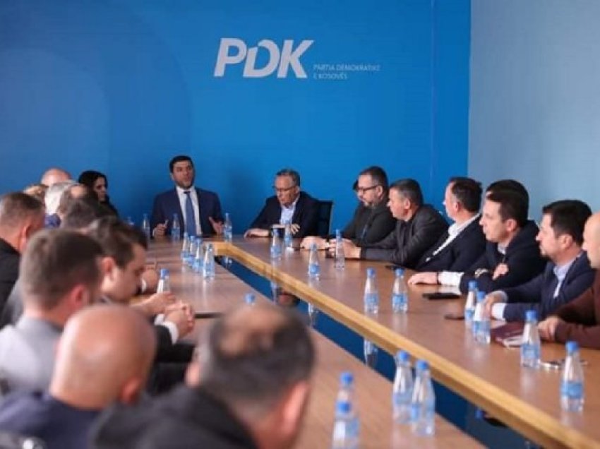 ​Krasniqi: PDK e gatshme për cilindo variant që mundëson zgjedhje të parakohshme