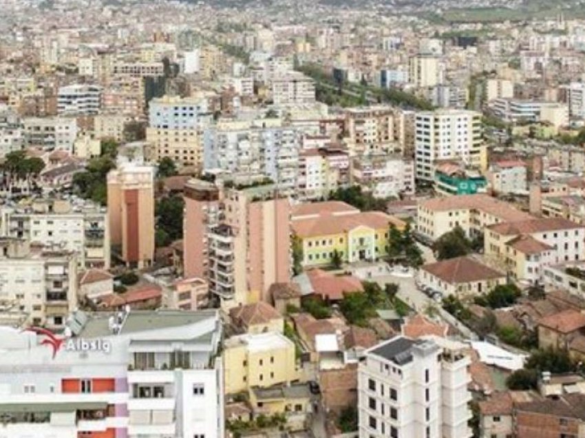 Tirana ka 40 mijë banesa në pallate bosh, 24% e totalit të hyrjeve