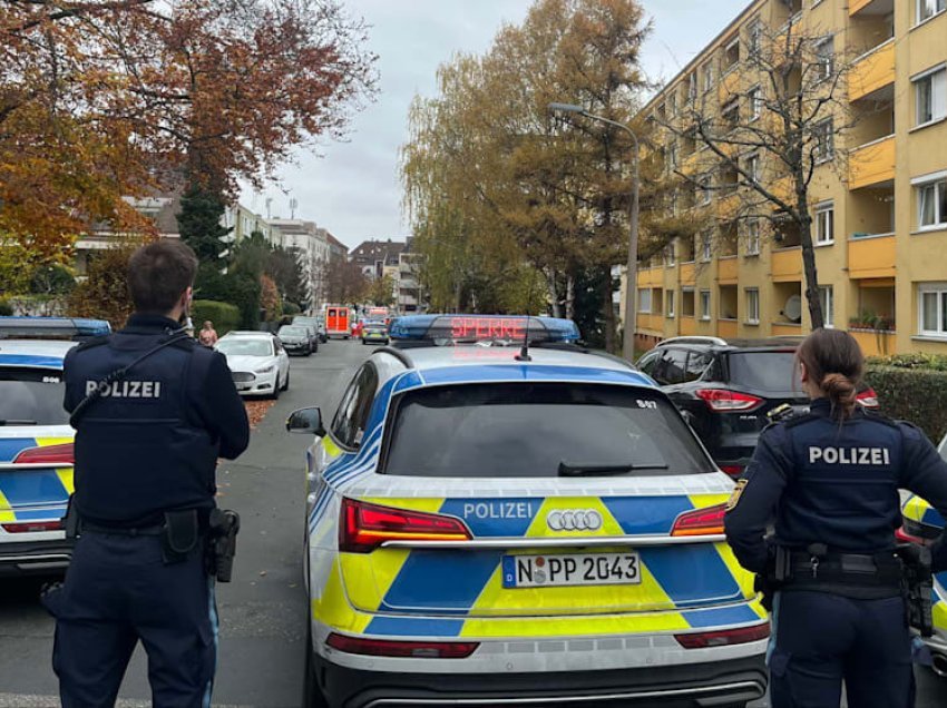 Policia qëllon për vdekje një mësues, teksa ai përpiqet të therë të dashurën e tij