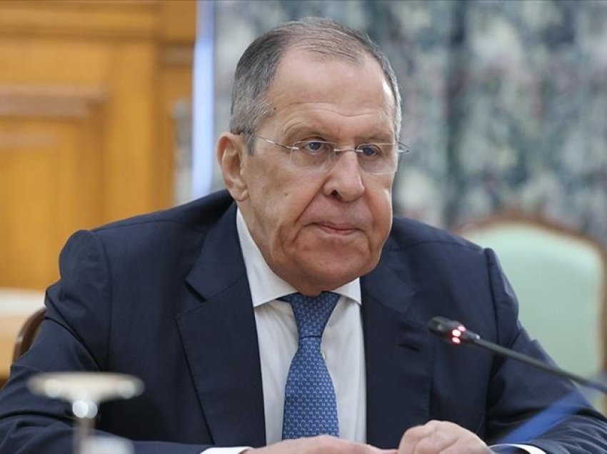 Lavrov: Rusia nuk i refuzon kontaktet me SHBA-në