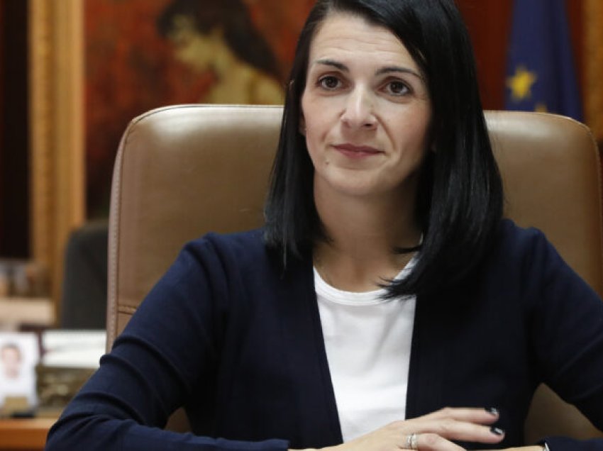 Antikorrupsioni inicion procedurë kundër ish-ministres Bisera Kostadinovska Stojçevska