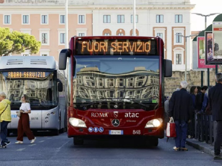 Fillon greva 24-orëshe e transportit publik lokal në të gjithë Italinë