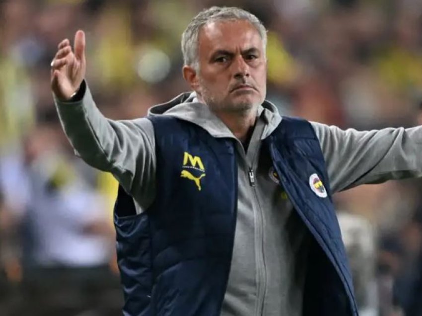 Ia pa “sherrin” gjuhës, Mourinho gjobitet me mbi 20 mijë euro