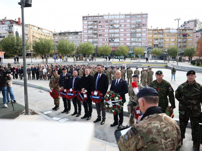 Sot përkujtohen 14 ushtarët britanikë që humbën jetën gjatë shërbimit në Kosovë