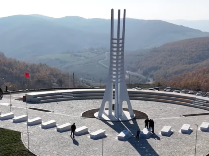 Kompleksi Memorial i Marecit, Rama: Është dëshmi e përjetshme e idealeve të dëshmorëve tanë