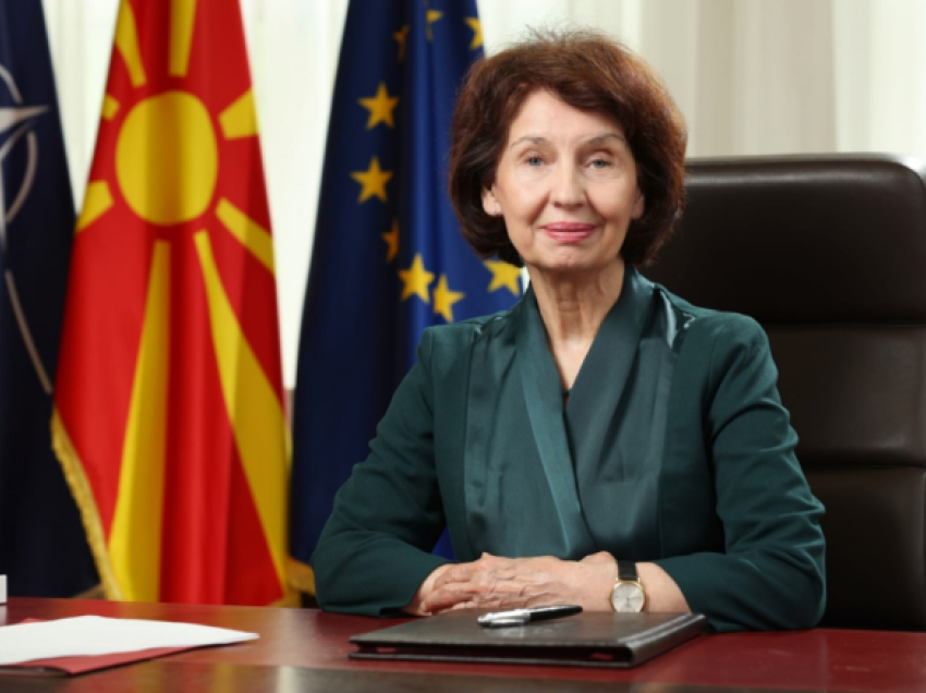 Presidentja Siljanovska Davkova ka tërhequr shtatë ambasadorë