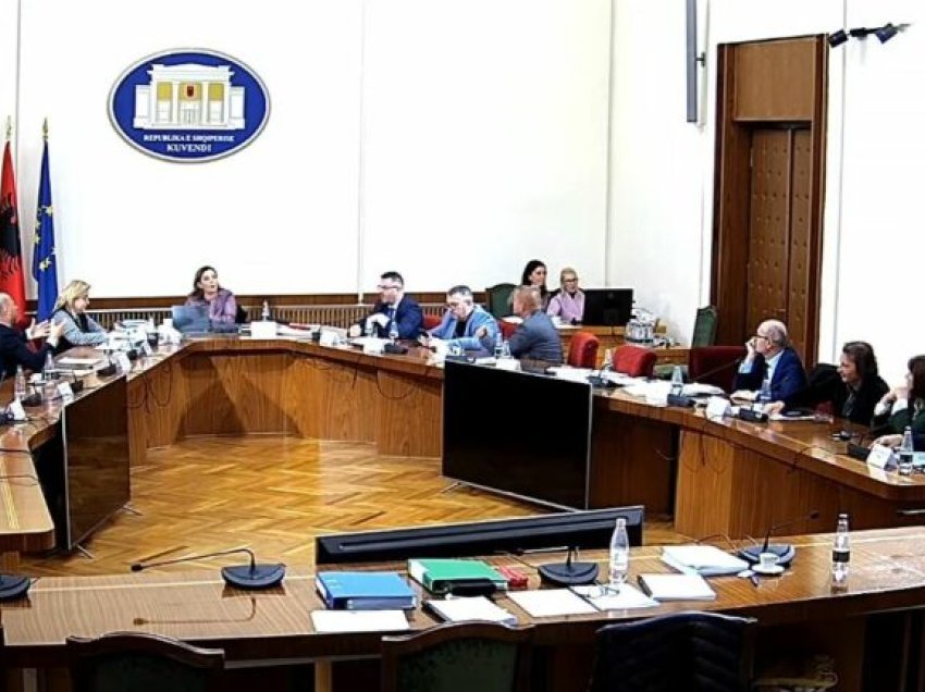 Sterilizimi “provon përsëri”/ 9.5 orë debate mbi një powerpoint, Ilir Beqaj sot sërish në komisionionin hetimor, pritet dëshmia e ish-ministrit