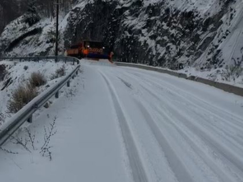 Bien reshjet e para të dëborës, ja pamjet që vijnë nga Shkodra