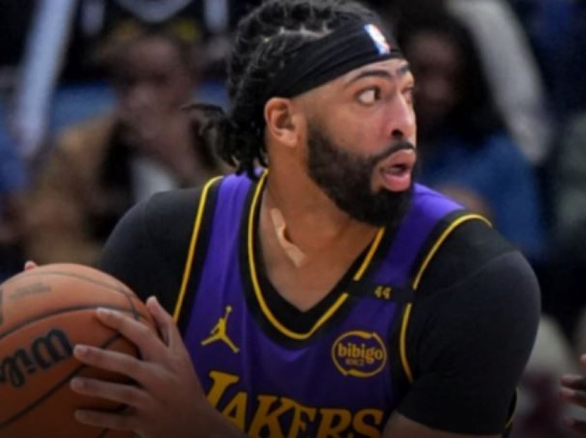 Los Angeles Lakers triumfon ndaj New Orleans Pelicans, shkëlqen Davis