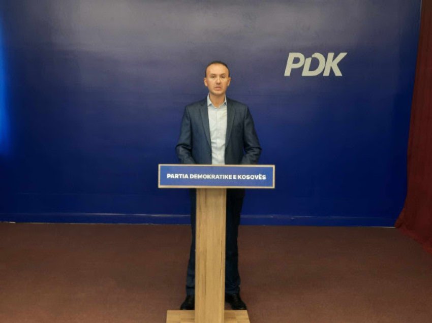 PDK kërkon hetim për ministrin Peci dhe shkarkim të deputetes Pacolli pas “skandalit të grantit”