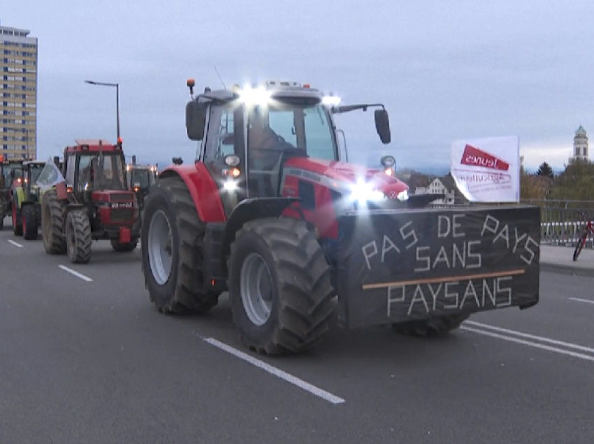 Fermerët francezë e gjermanë protestojnë ndaj marrëveshjes së BE për të sjellë prodhimet nga Amerika Latine