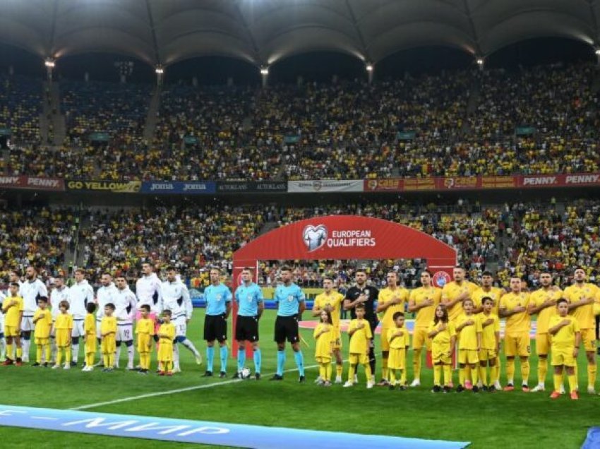 “Nuk mund të bërtasësh Serbi, Serbi në një stadium përballë një populli të masakruar” – gazetari rumun shumë kritikues ndaj tifozëve