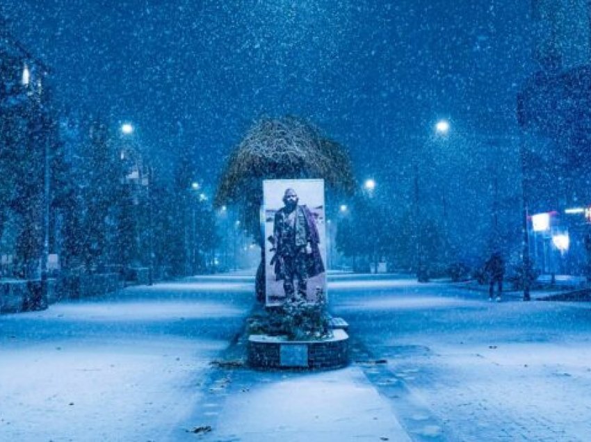 Pamje madhështore: Fotografia e Adem Jasharit zbukurohet edhe më shumë nga bora në Skenderaj