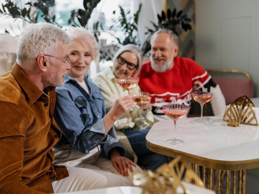 7 lloje të anëtarëve të familjes nga të cilët është më mirë të distancoheni