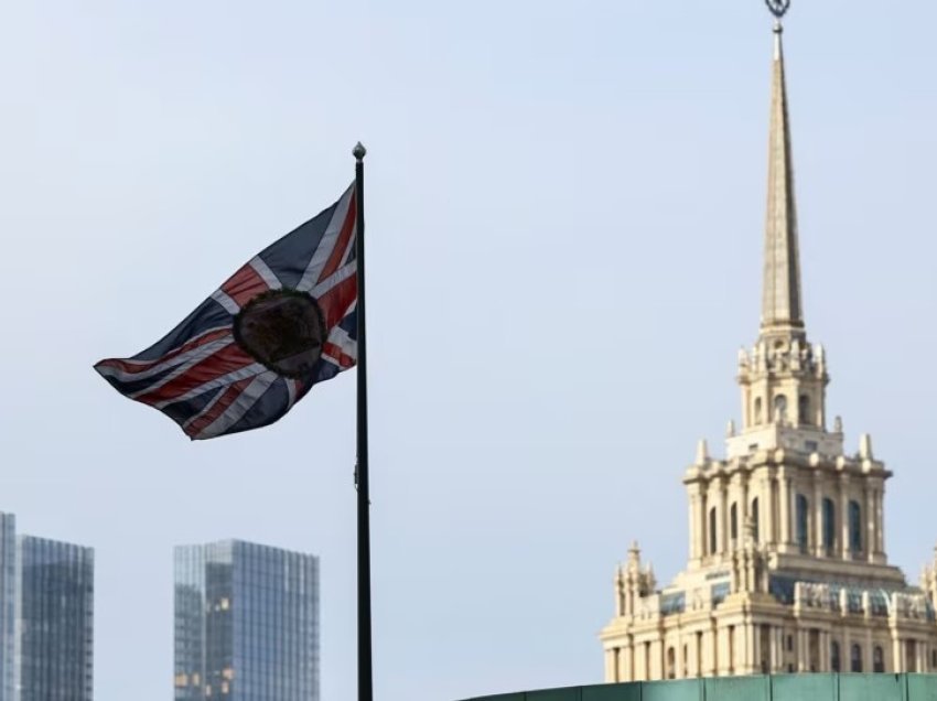 Rusia dëbon një diplomat britanik