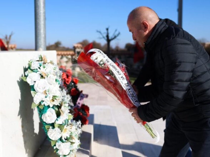 Haradinaj homazhe në Memorialin e Dëshmorëve në Gllogjan: Liria dhe pavarësia kërkojnë përkushtim të përditshëm