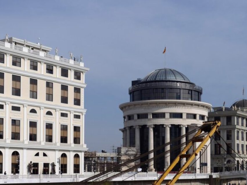 Paralajmërohet rritje e pagave për punonjësit në AKE-Maqedoni