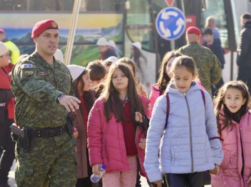 ​Qytetarët shprehin krenari dhe mbështetje për FSK-në në “Ditën e Forcës”