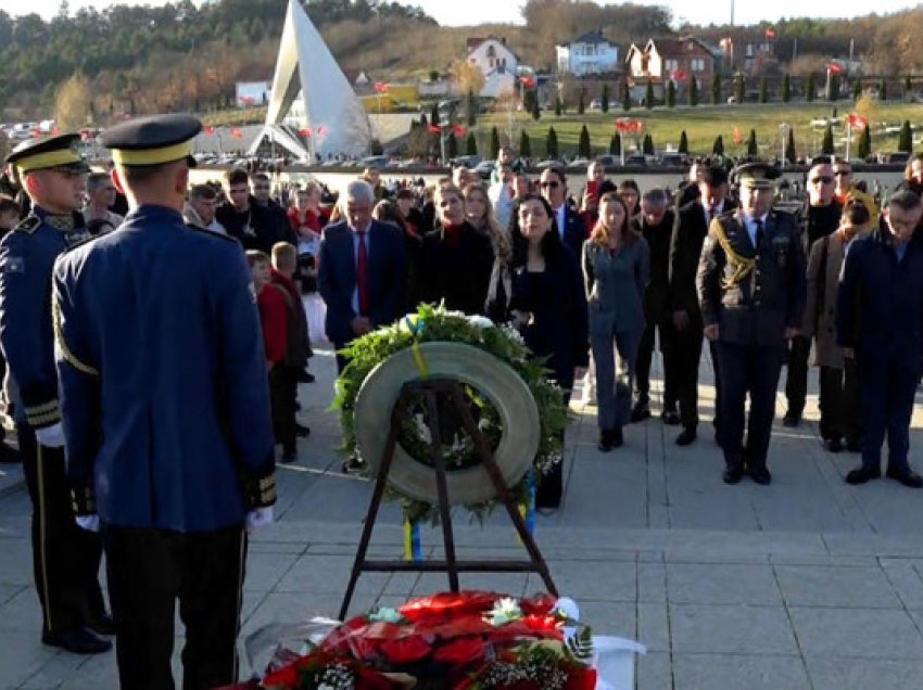 ​Osmani në Prekaz: Do ta mbrojmë çdo cep të Kosovës