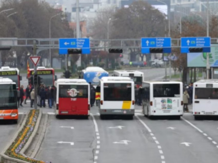 Stojanovski: Do rriten çmimet për kilometër për autobusët privat në Shkup