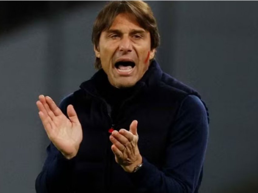 Conte: Napoli kryeson Serie A, por duhet...