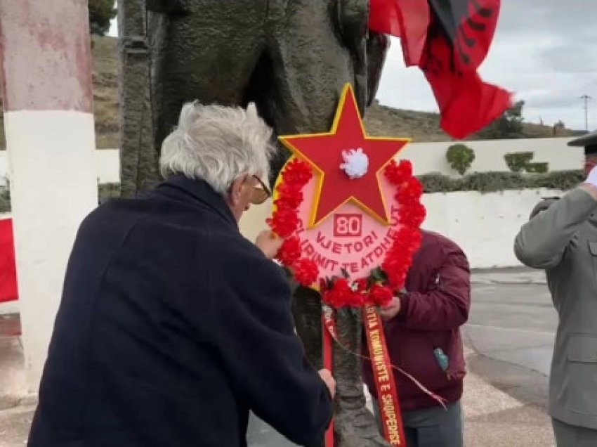 ​Komunistët dhe veteranët përplasen në ceremoninë e Ditës së Çlirimit, shkak mos përmendja e Enver Hoxhës