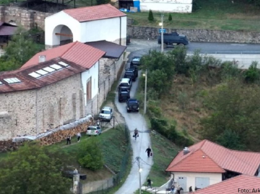 ​Ish-ministri malazez: Kisha serbe, agjent i Serbisë