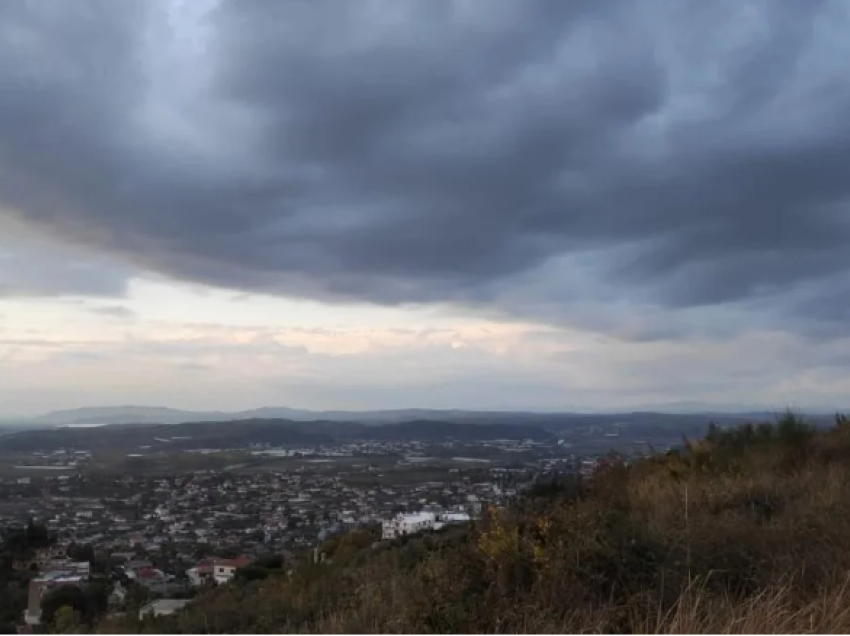 Reshjet e shiut do të përfshijnë të gjithë vendin, parashikimi i motit për sot