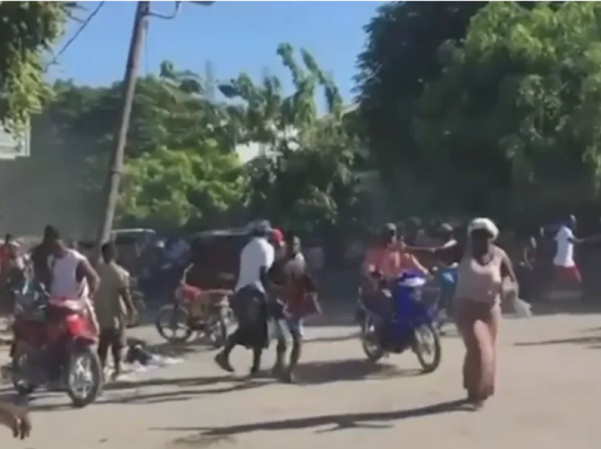 Sulm mes bandave në Haiti, të paktën 20 viktima